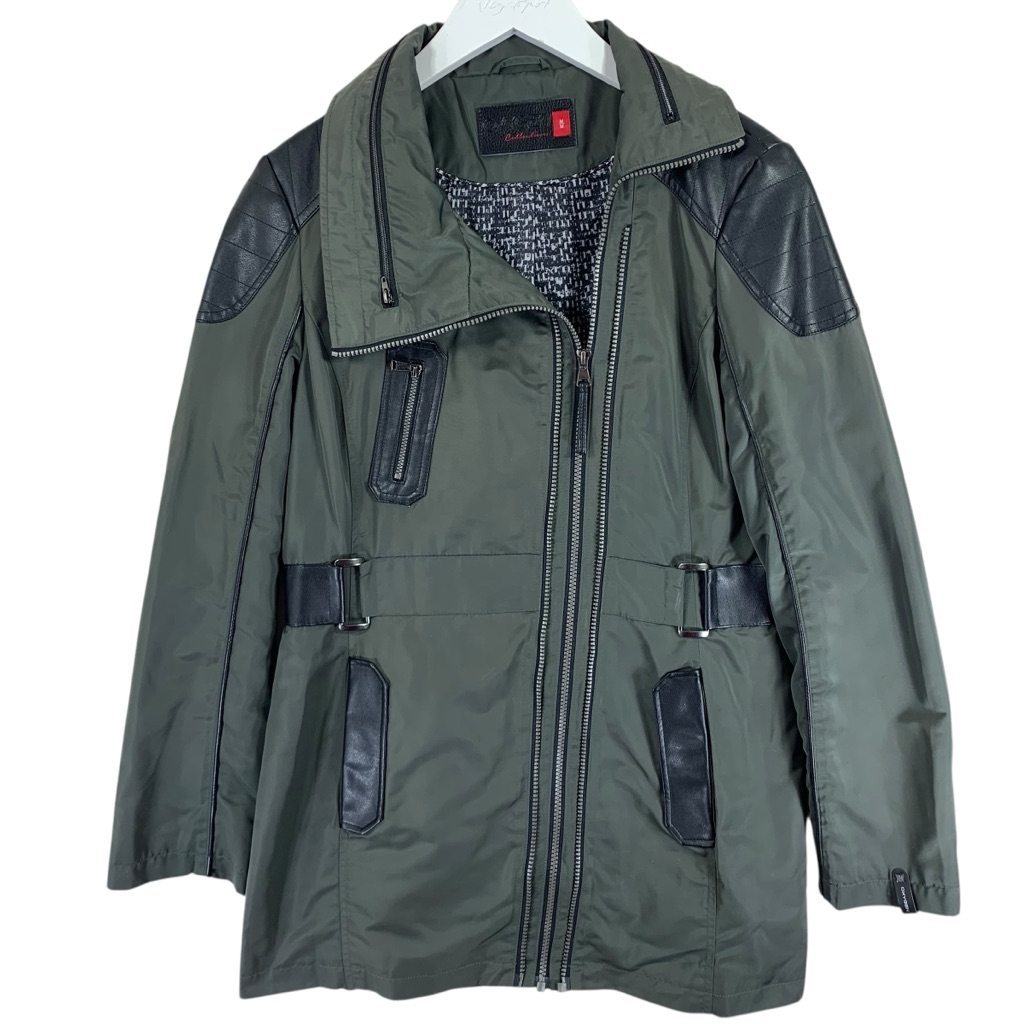 Oxygen Women’s Olive Green And Black Faux Leather Light Weight Jacket Sz Medium